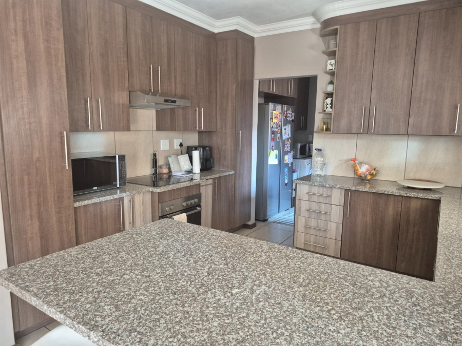 3 Bedroom Property for Sale in Six Fountains Residential Estate Gauteng
