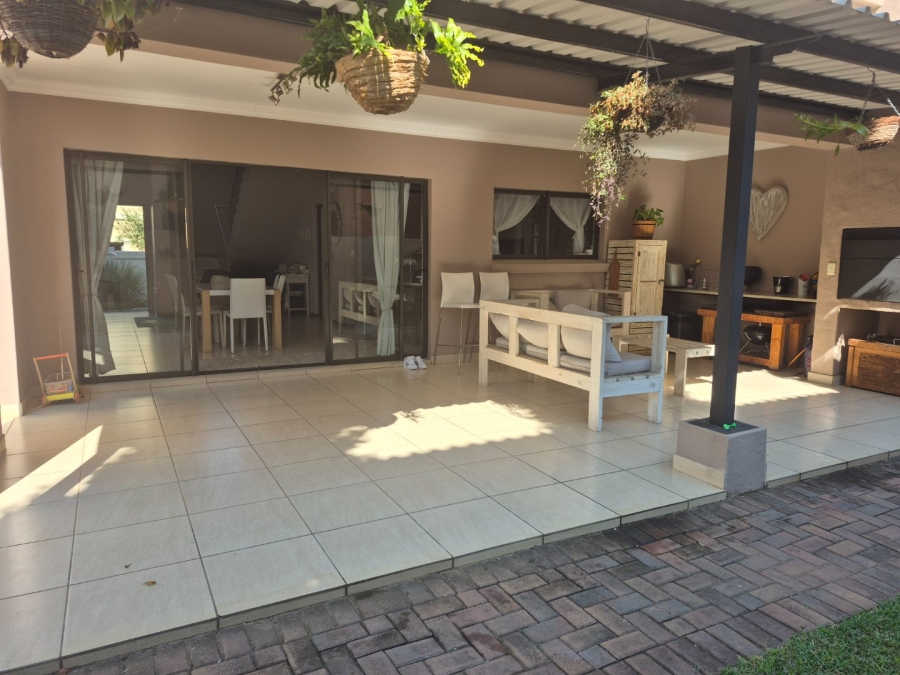 3 Bedroom Property for Sale in Six Fountains Residential Estate Gauteng