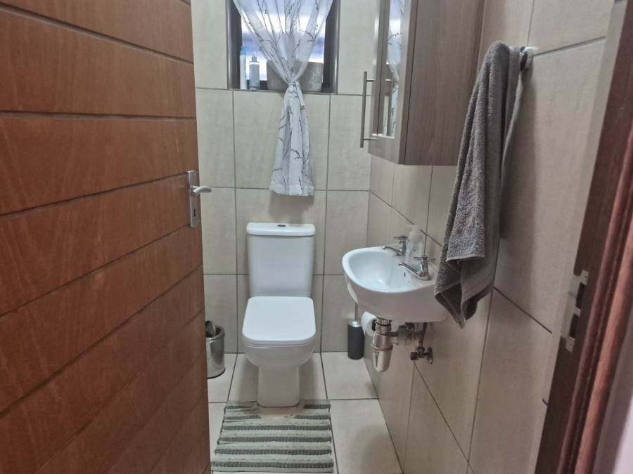 3 Bedroom Property for Sale in Six Fountains Residential Estate Gauteng