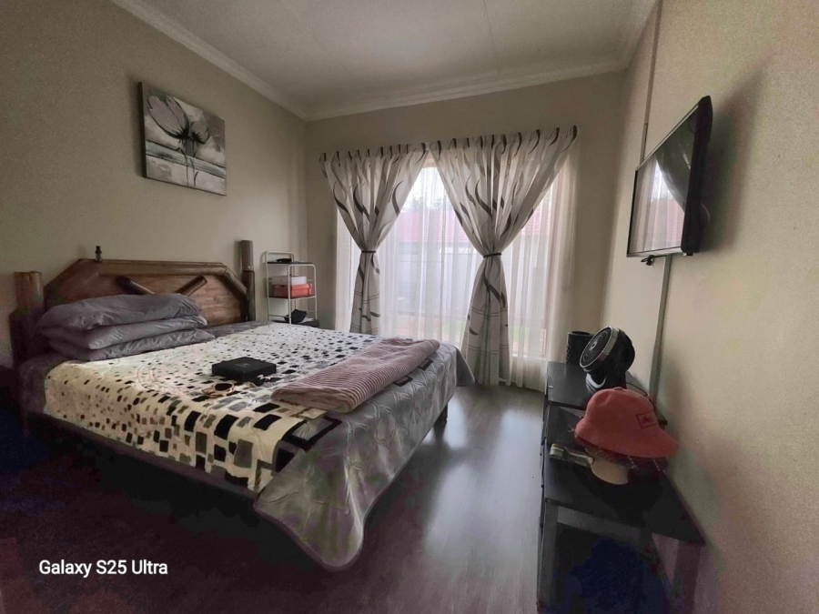 3 Bedroom Property for Sale in Green Acres Estate Gauteng