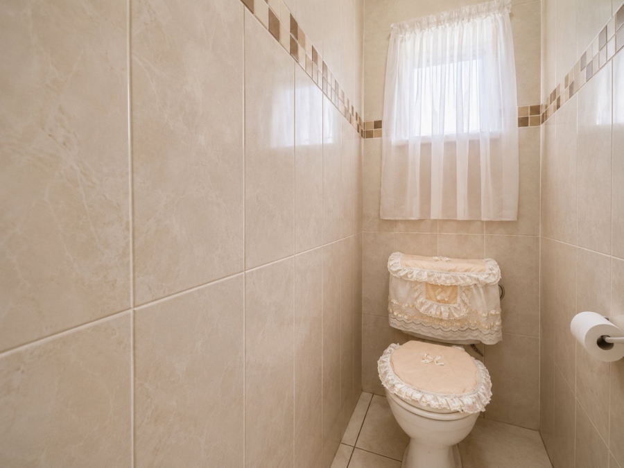 3 Bedroom Property for Sale in Sunnyridge Gauteng