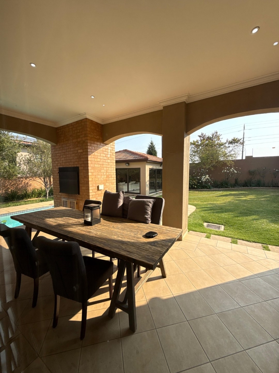 To Let 5 Bedroom Property for Rent in Avianto Estates Gauteng