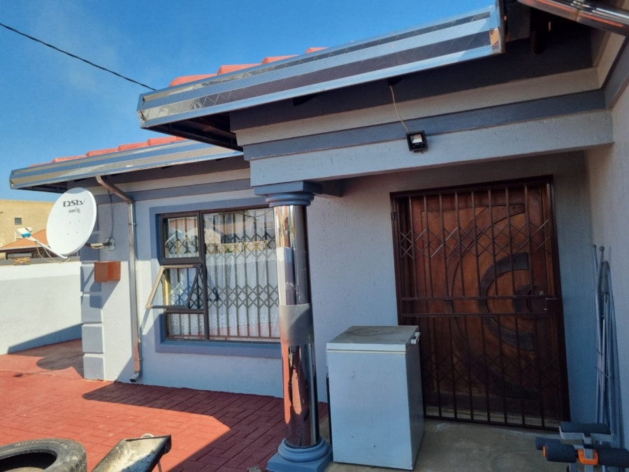 3 Bedroom Property for Sale in Windmill Park Gauteng