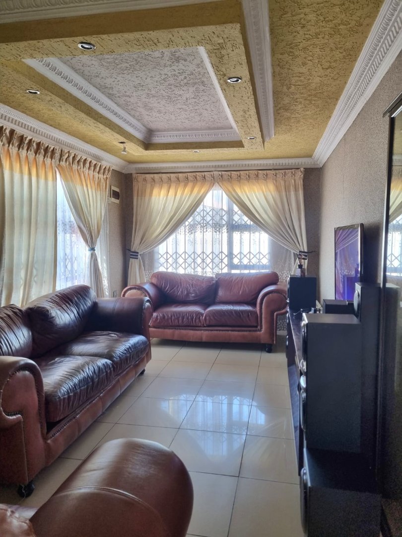 3 Bedroom Property for Sale in Windmill Park Gauteng