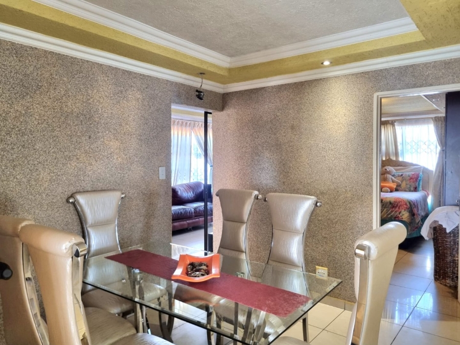 3 Bedroom Property for Sale in Windmill Park Gauteng