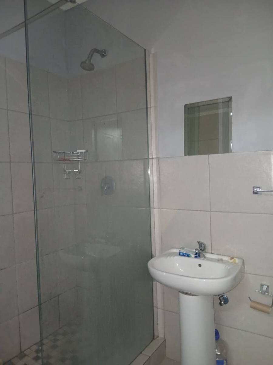 1 Bedroom Property for Sale in Kensington Gauteng