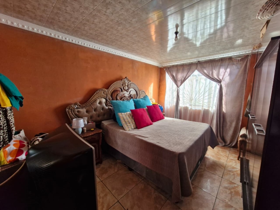 2 Bedroom Property for Sale in Lawley Gauteng