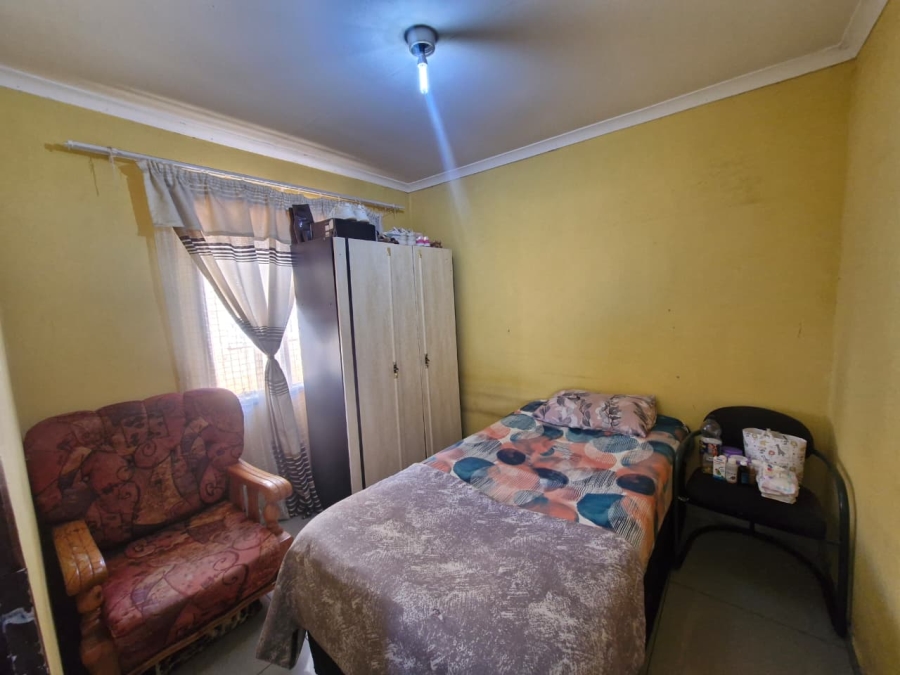 2 Bedroom Property for Sale in Lawley Gauteng