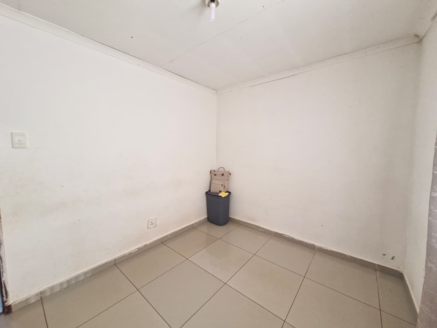 2 Bedroom Property for Sale in Lawley Gauteng
