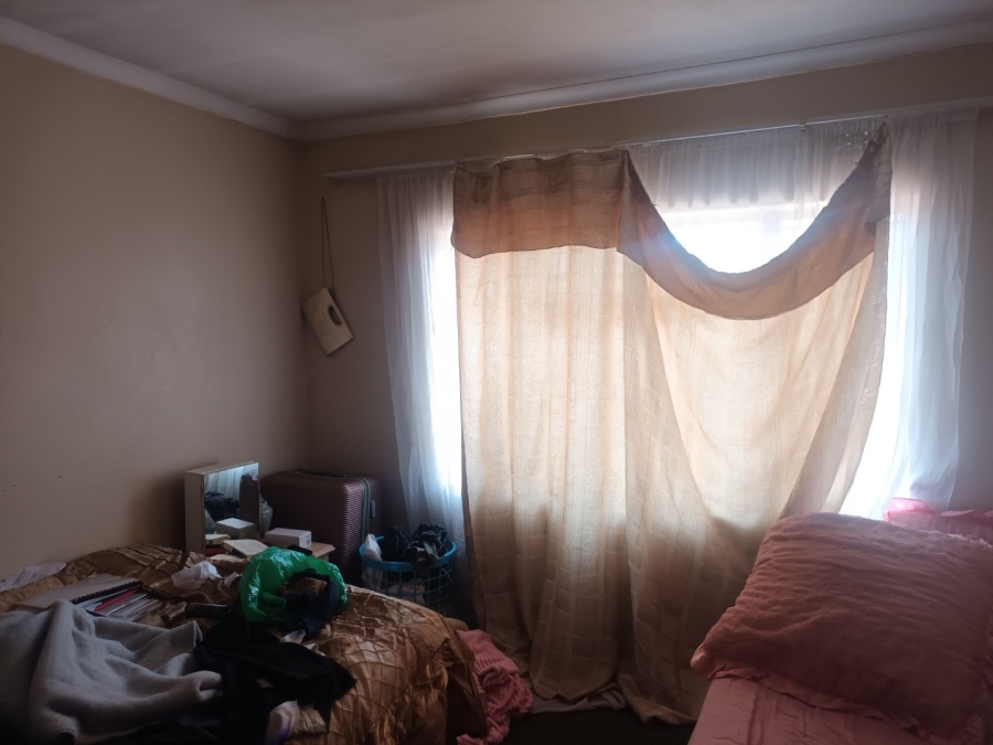 2 Bedroom Property for Sale in Moleleki Gauteng