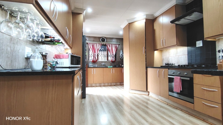 3 Bedroom Property for Sale in Riversdale Gauteng