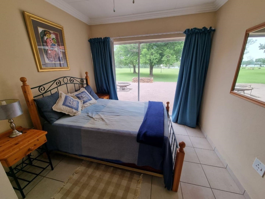 To Let 5 Bedroom Property for Rent in Ebner On Vaal Gauteng