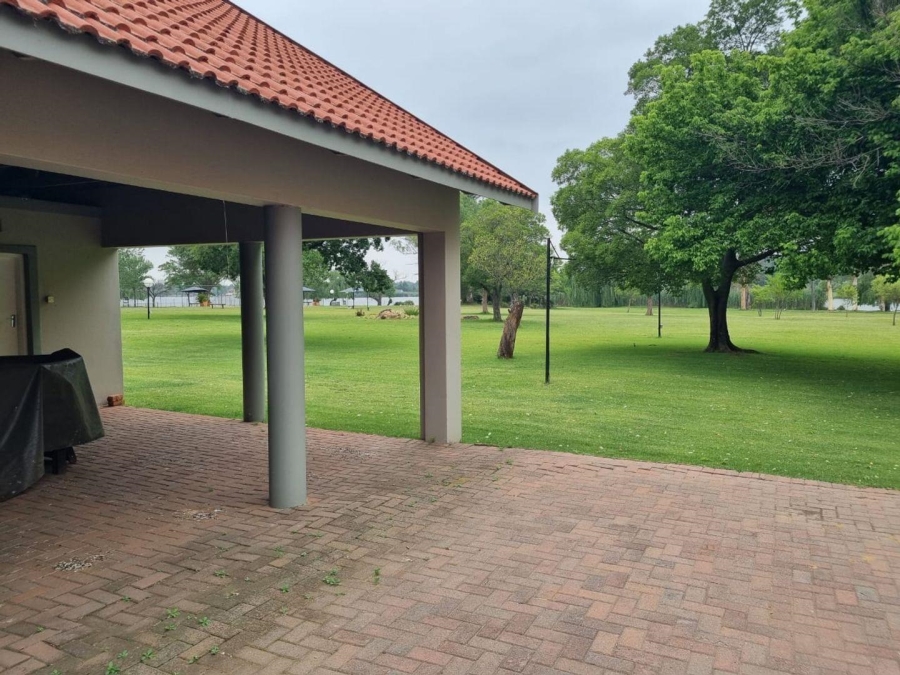 To Let 5 Bedroom Property for Rent in Ebner On Vaal Gauteng