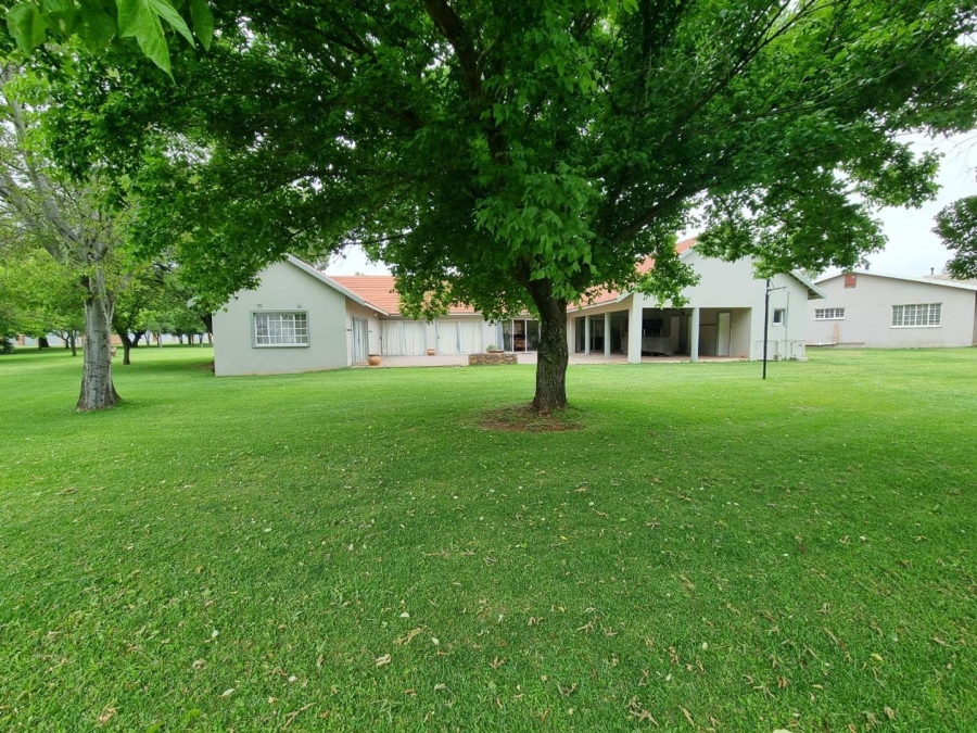 To Let 5 Bedroom Property for Rent in Ebner On Vaal Gauteng