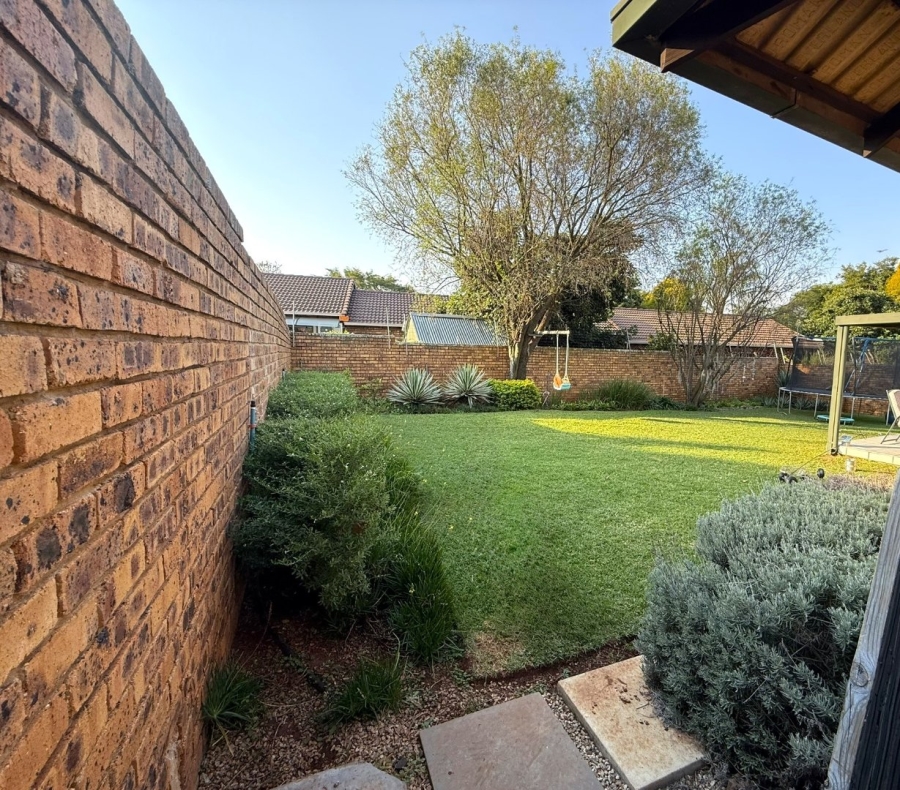 To Let 3 Bedroom Property for Rent in Highveld Gauteng