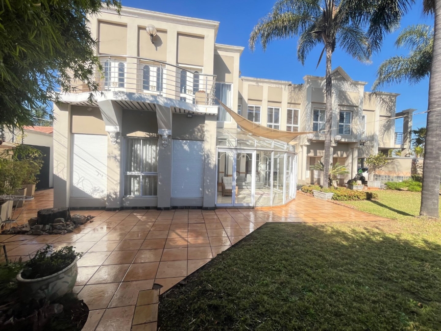 3 Bedroom Property for Sale in Laudium Ext 3 Gauteng