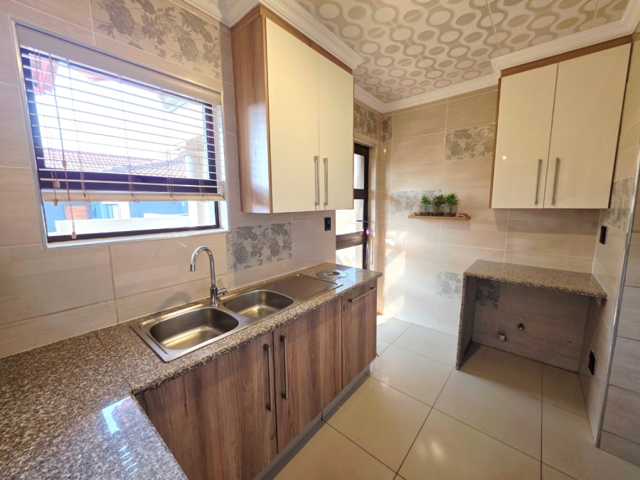 5 Bedroom Property for Sale in Savannah Country Estate Gauteng