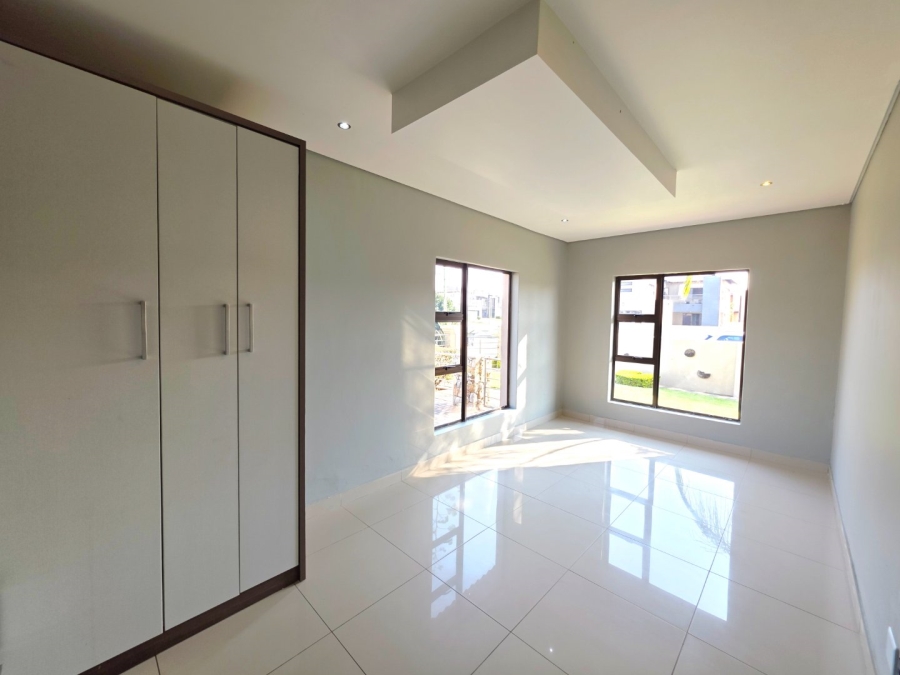 5 Bedroom Property for Sale in Savannah Country Estate Gauteng