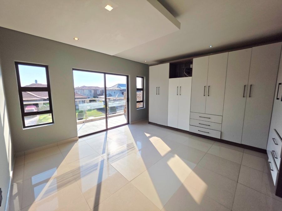 5 Bedroom Property for Sale in Savannah Country Estate Gauteng