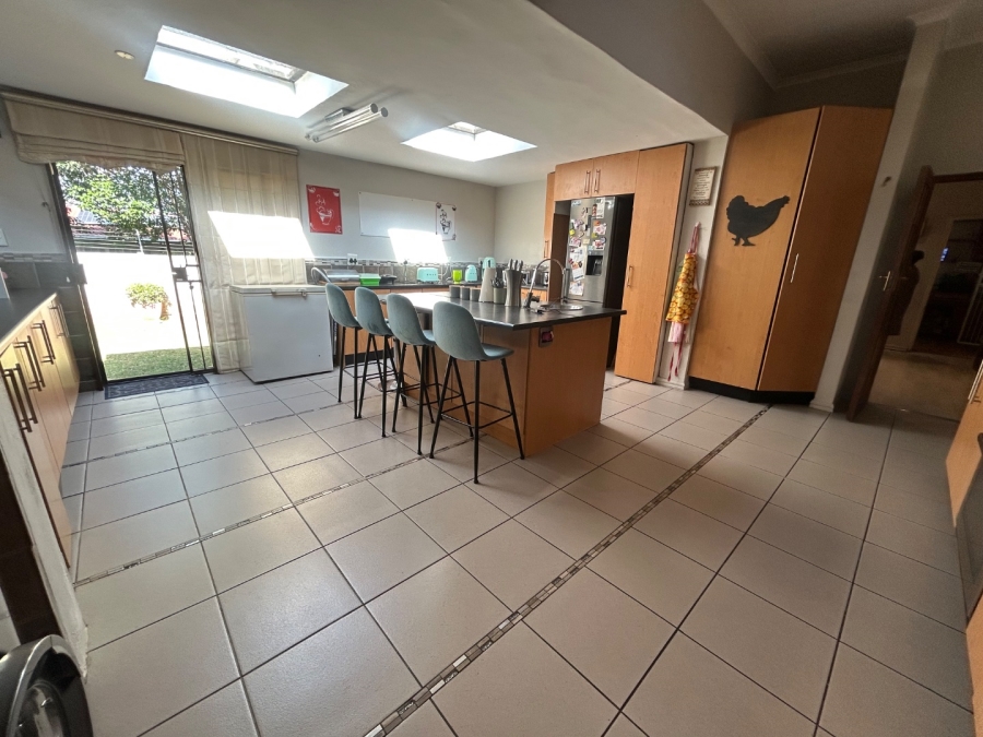 3 Bedroom Property for Sale in Vorna Valley Gauteng