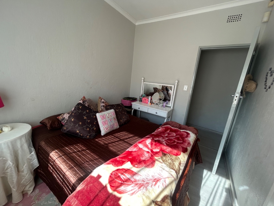 3 Bedroom Property for Sale in Vorna Valley Gauteng
