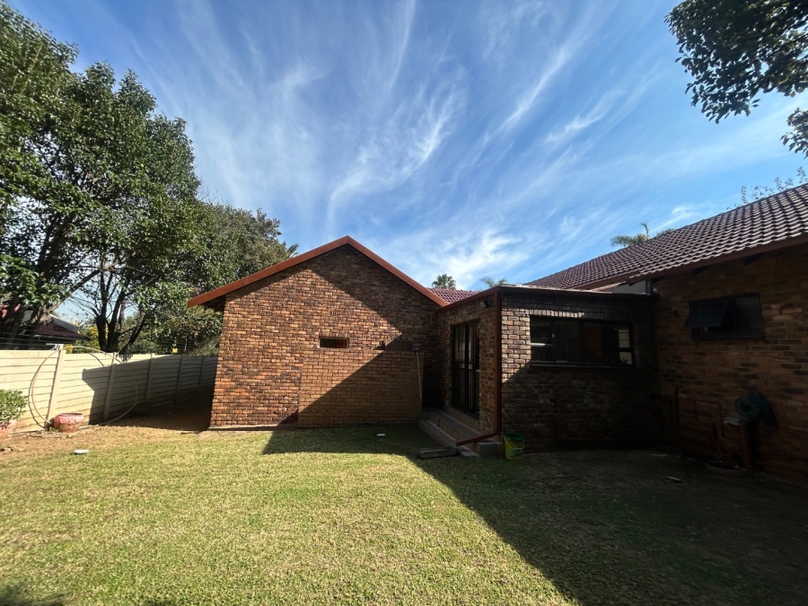 3 Bedroom Property for Sale in Vorna Valley Gauteng