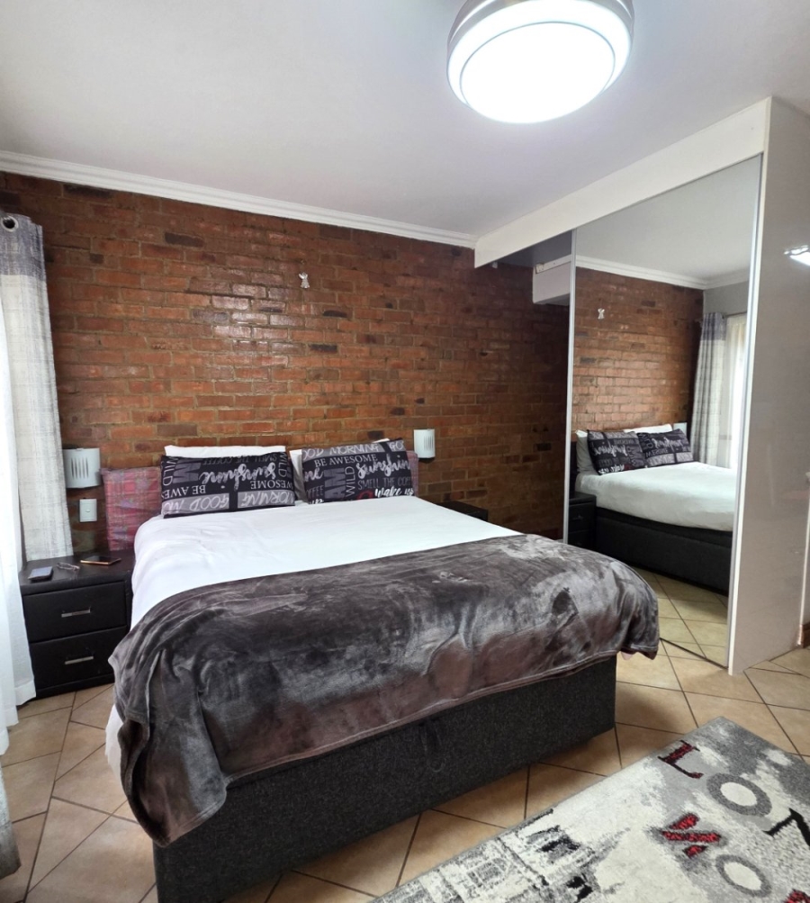 To Let 1 Bedroom Property for Rent in Halfway Gardens Gauteng