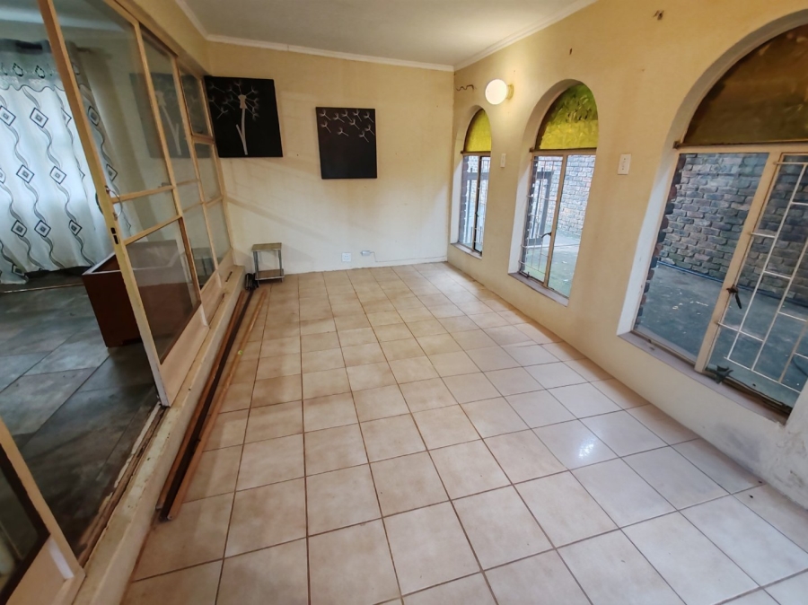 4 Bedroom Property for Sale in Dorandia Gauteng