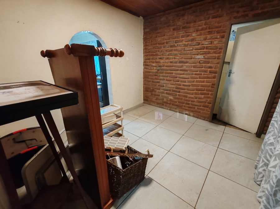 4 Bedroom Property for Sale in Dorandia Gauteng