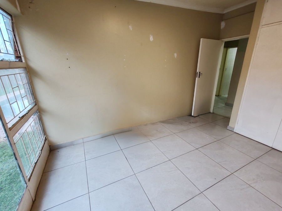4 Bedroom Property for Sale in Dorandia Gauteng