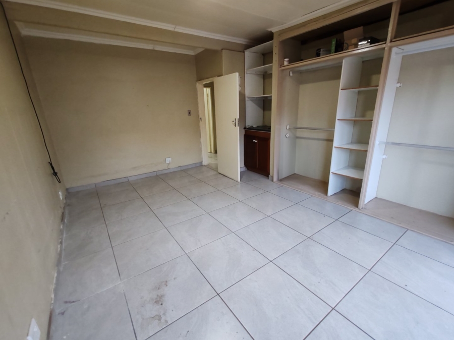 4 Bedroom Property for Sale in Dorandia Gauteng