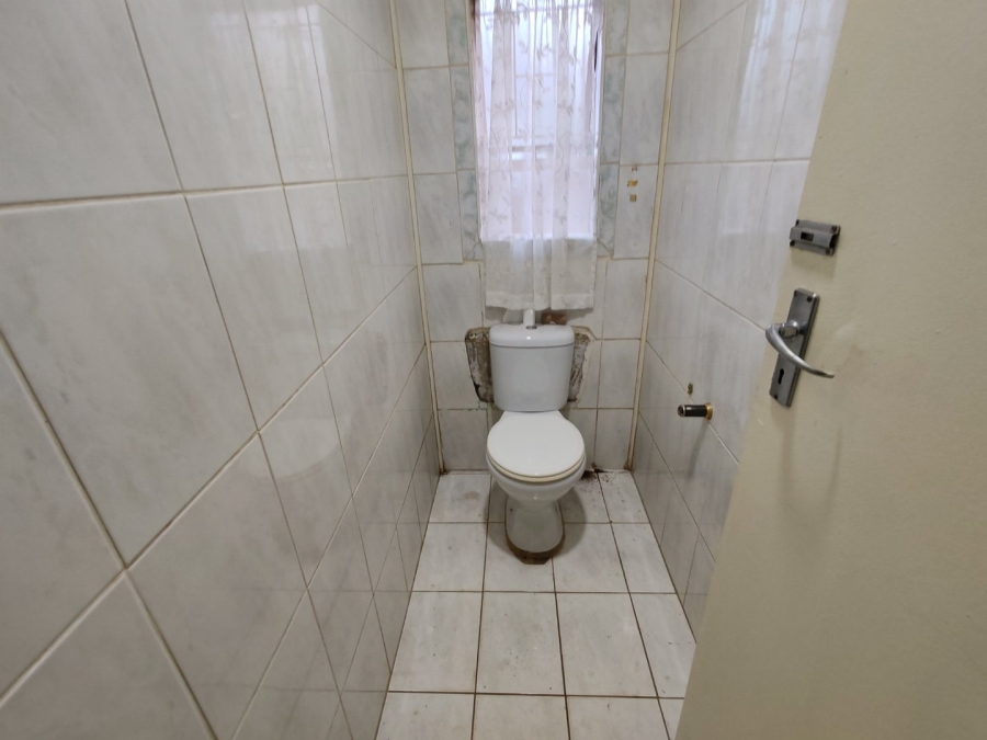 4 Bedroom Property for Sale in Dorandia Gauteng