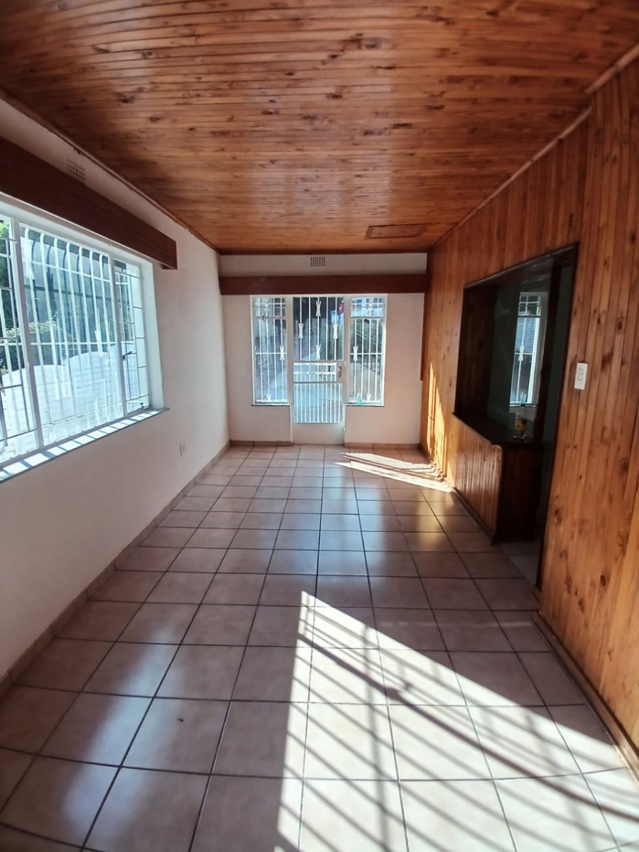 To Let 3 Bedroom Property for Rent in Kibler Park Gauteng