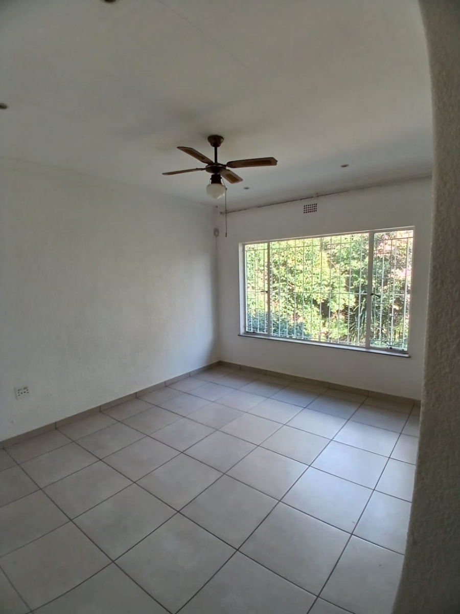 To Let 3 Bedroom Property for Rent in Kibler Park Gauteng