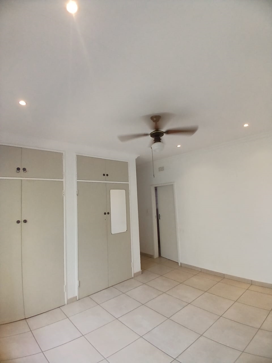 To Let 3 Bedroom Property for Rent in Kibler Park Gauteng