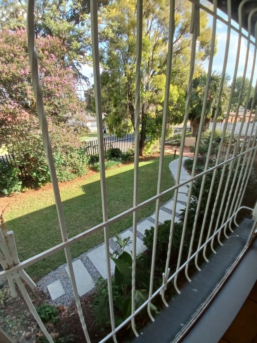 To Let 3 Bedroom Property for Rent in Kibler Park Gauteng