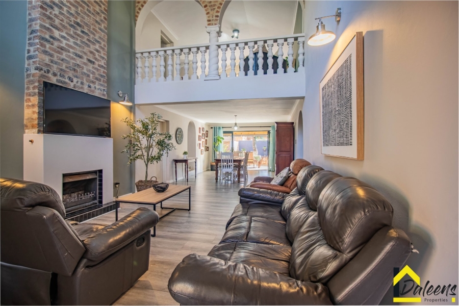 4 Bedroom Property for Sale in Ravenswood Gauteng