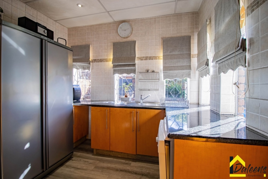4 Bedroom Property for Sale in Ravenswood Gauteng