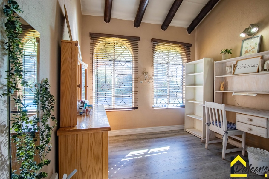 4 Bedroom Property for Sale in Ravenswood Gauteng