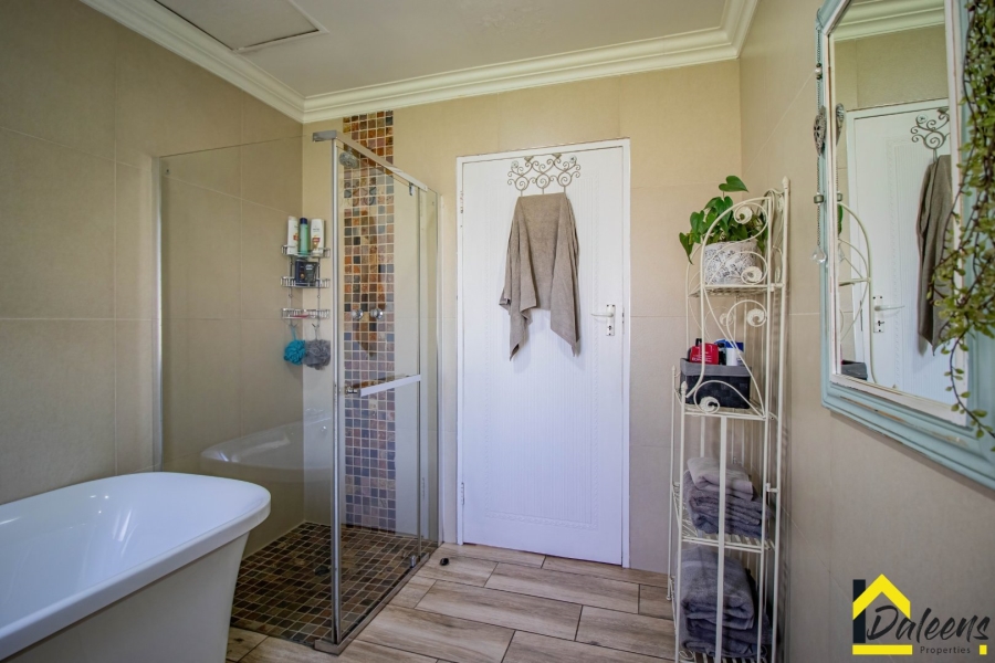 4 Bedroom Property for Sale in Ravenswood Gauteng