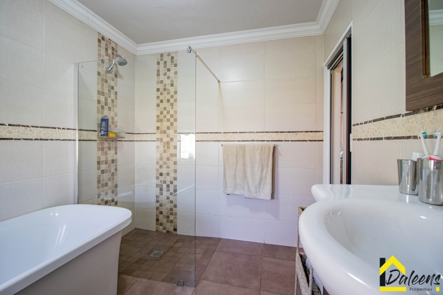 4 Bedroom Property for Sale in Ravenswood Gauteng