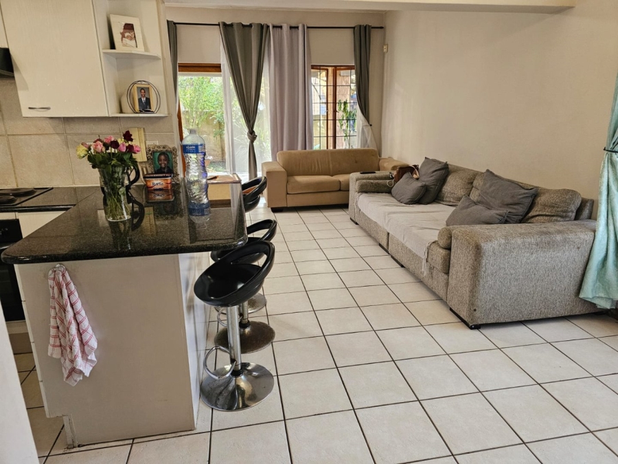 3 Bedroom Property for Sale in Olivedale Gauteng