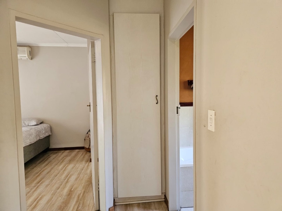 3 Bedroom Property for Sale in Olivedale Gauteng