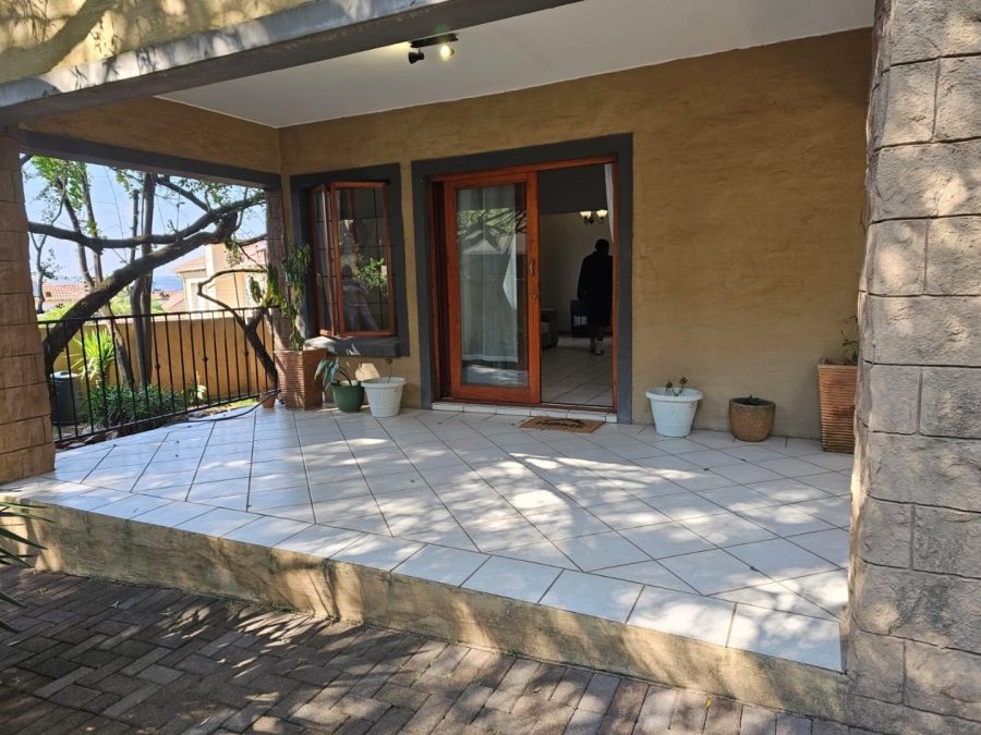 3 Bedroom Property for Sale in Olivedale Gauteng