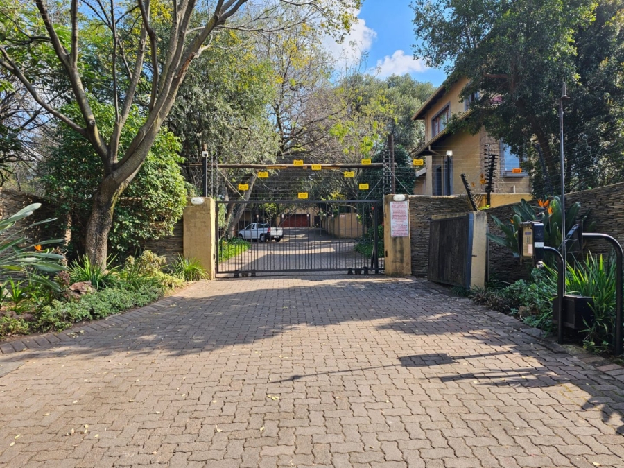 3 Bedroom Property for Sale in Olivedale Gauteng