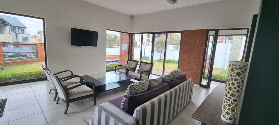 2 Bedroom Property for Sale in Oakdene Gauteng