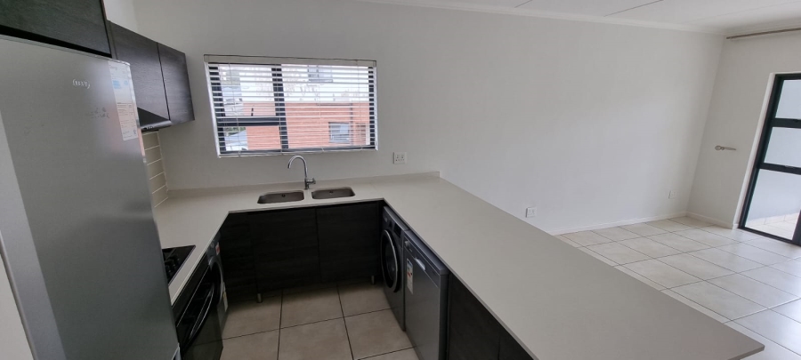 2 Bedroom Property for Sale in Oakdene Gauteng