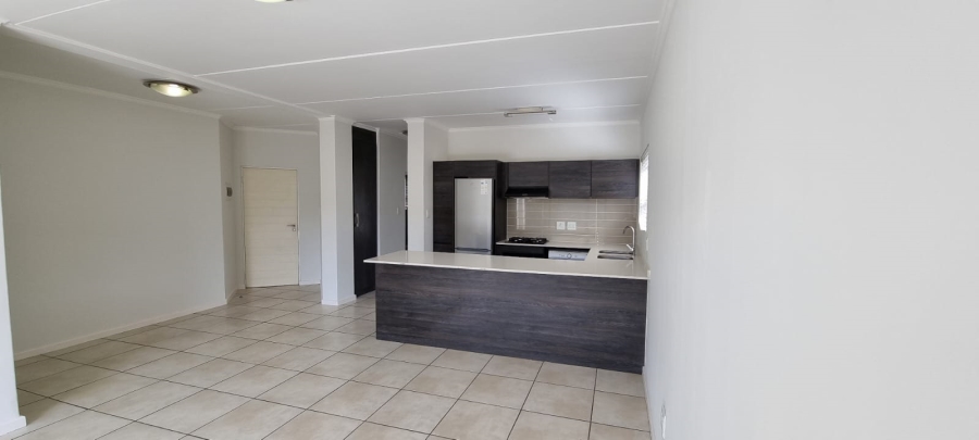 2 Bedroom Property for Sale in Oakdene Gauteng