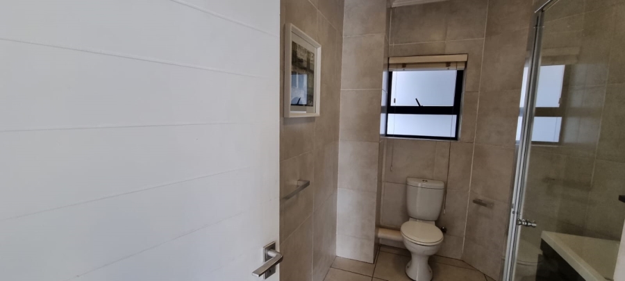 2 Bedroom Property for Sale in Oakdene Gauteng