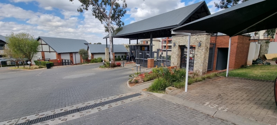 2 Bedroom Property for Sale in Oakdene Gauteng